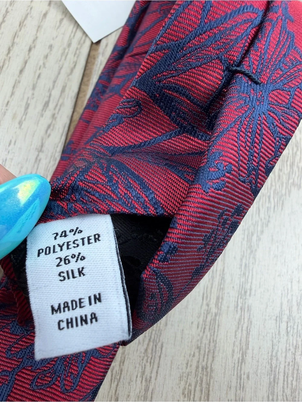 778 Bar III Men's Tie Tudor Floral 600 Red Blue $55 Polyester Skinny Slim